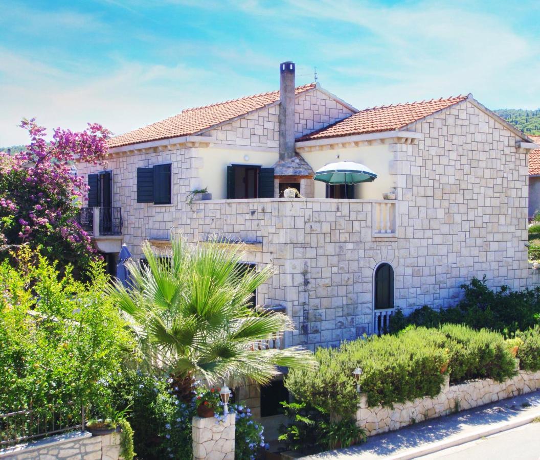 Apartmani Bepina Supetar Εξωτερικό φωτογραφία
