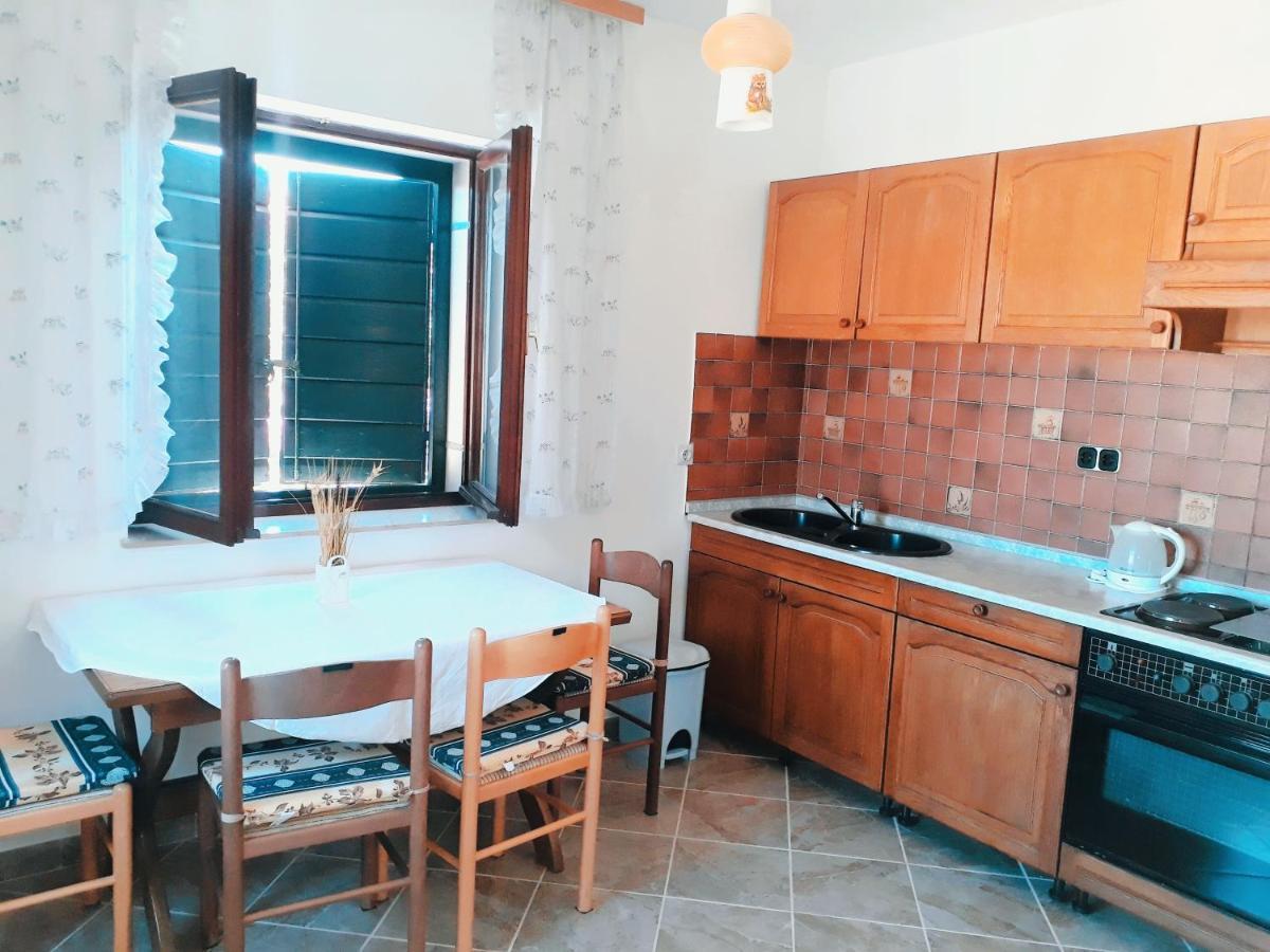 Apartmani Bepina Supetar Εξωτερικό φωτογραφία